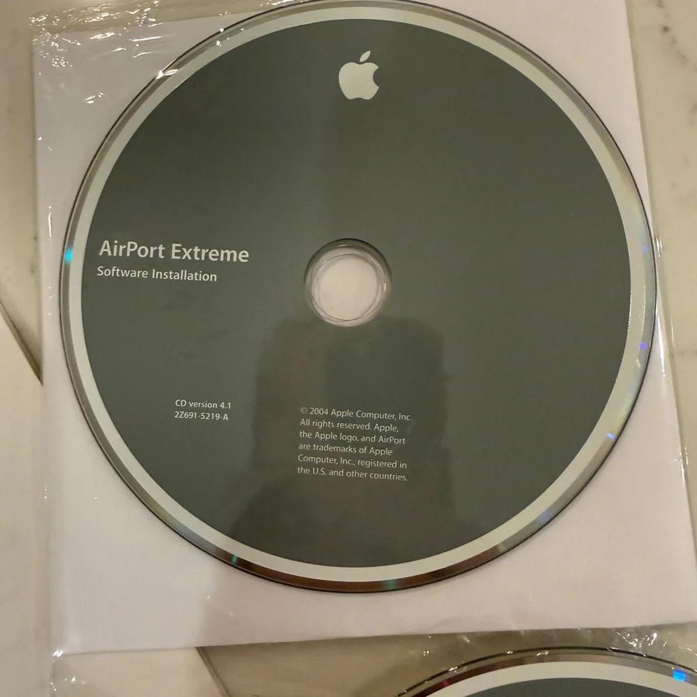 Apple Airport Extreme Base Station Model A1034 54 Mpbs